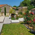 Ema Cottage Holiday home Montjean (Charente)