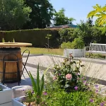 Holiday home Ema Cottage *